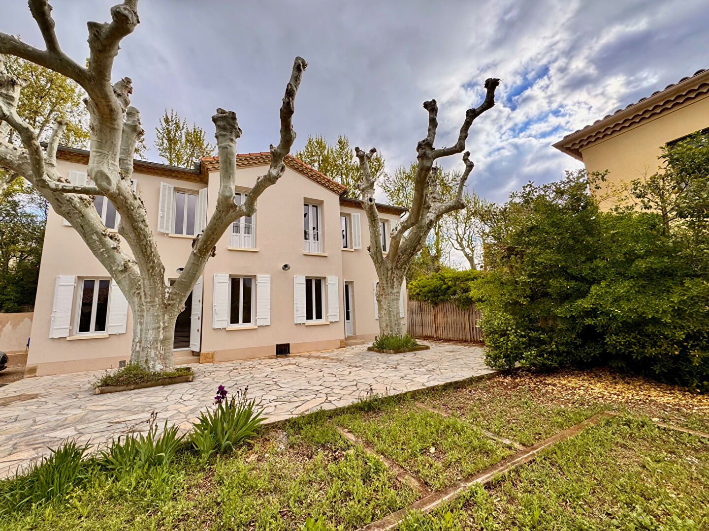 Maison-Villa - AIX EN PROVENCE